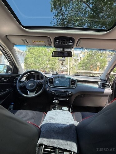 Kia Sorento-3