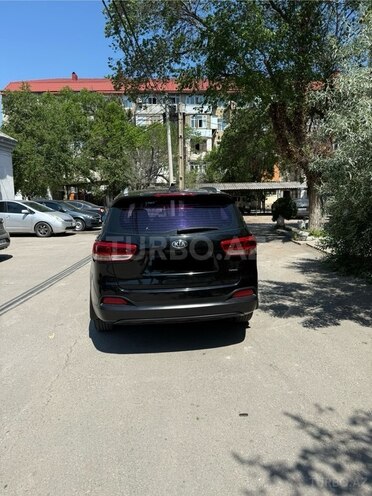 Kia Sorento-9