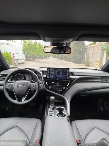 Toyota Camry-14