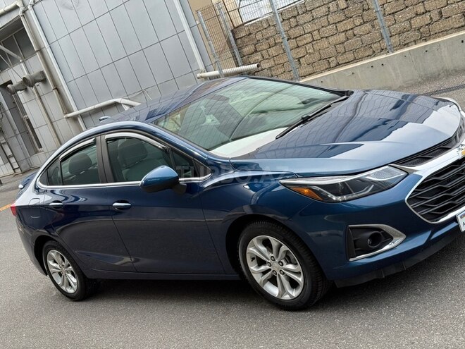 Chevrolet Cruze-21