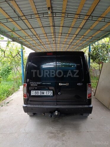 Ford Tourneo Connect-2