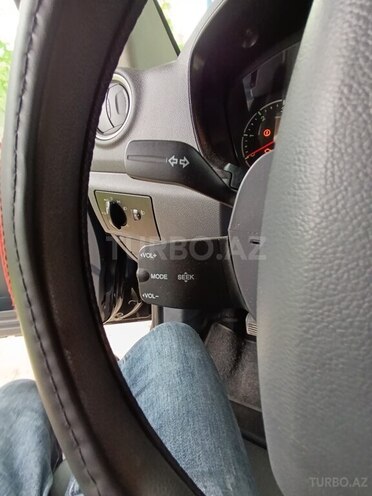 Ford Tourneo Connect-11