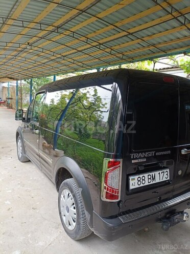 Ford Tourneo Connect-6