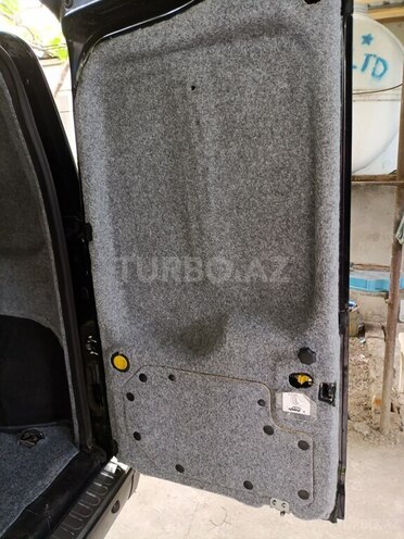 Ford Tourneo Connect-17