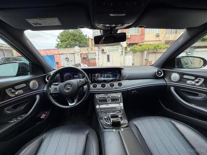 Mercedes E 300-7