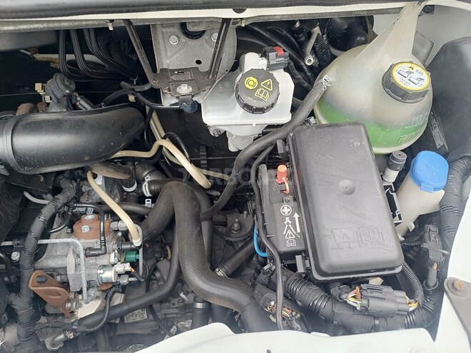 Ford Transit-11