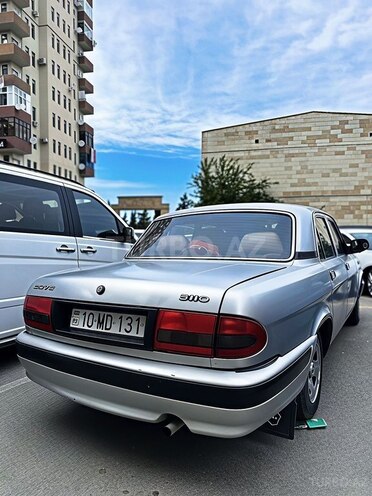 GAZ 3110 "Volga"-5