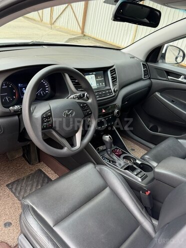 Hyundai Tucson-6