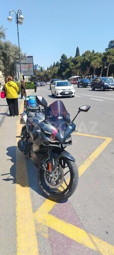 Bajaj Pulsar RS 200-1