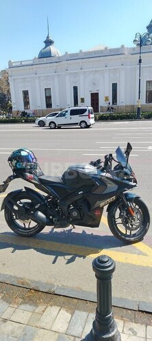 Bajaj Pulsar RS 200-4