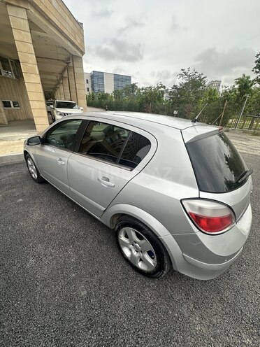 Opel Astra-3
