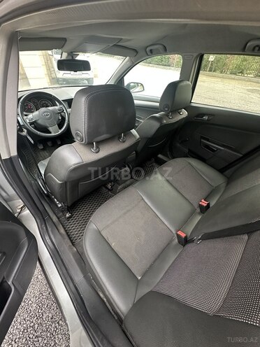 Opel Astra-9