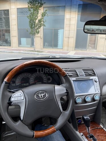 Toyota Camry-10