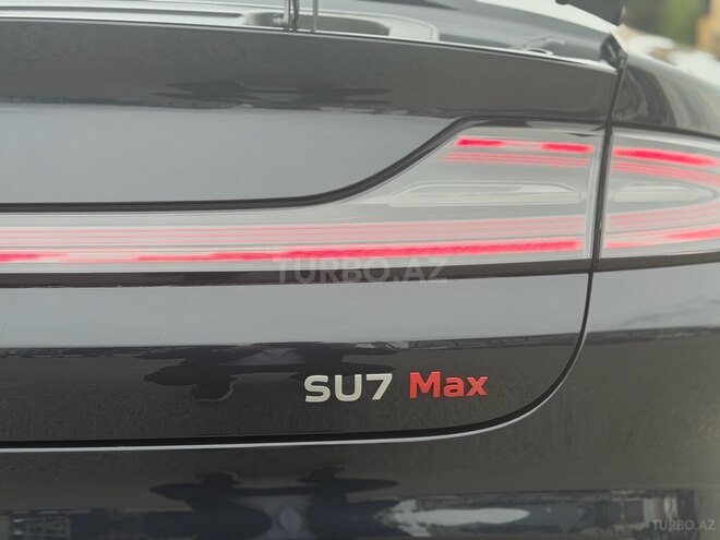 Xiaomi SU7-9