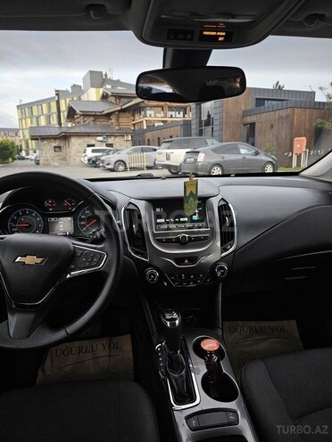 Chevrolet Cruze-5