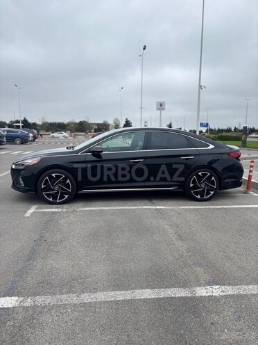 Hyundai Sonata-5