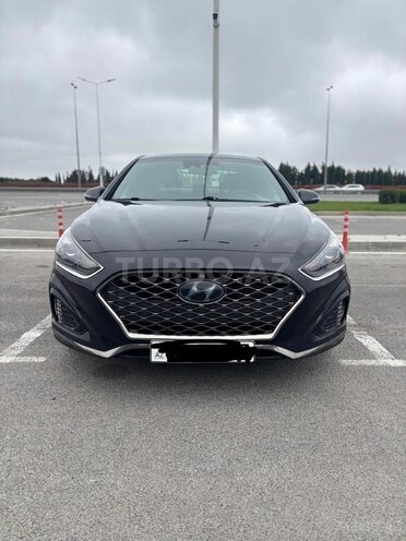 Hyundai Sonata-1