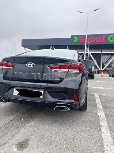 Hyundai Sonata-14