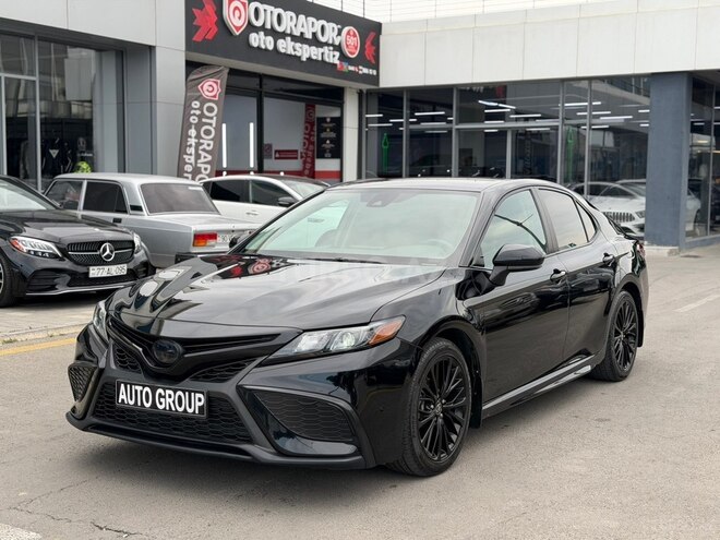 Toyota Camry-2