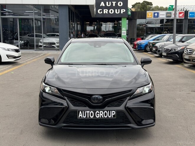 Toyota Camry-1