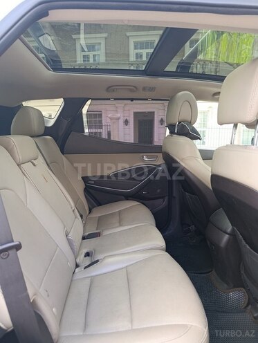 Hyundai Santa Fe-6