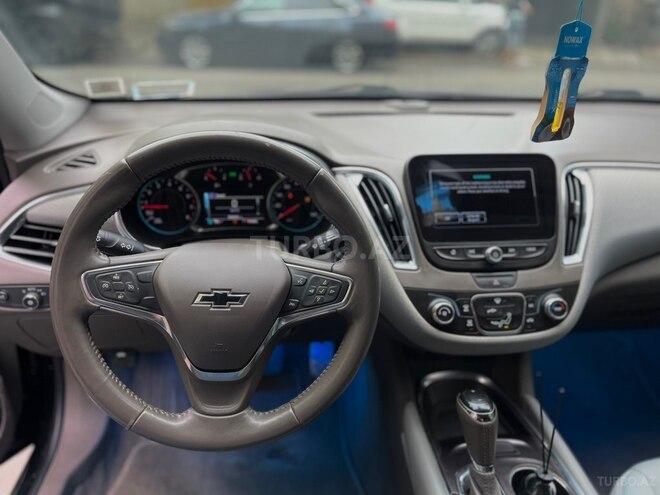 Chevrolet Malibu-6