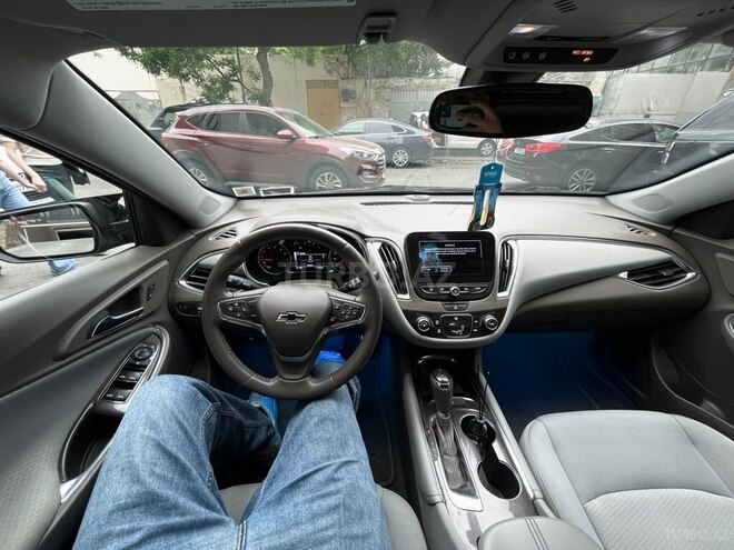 Chevrolet Malibu-5