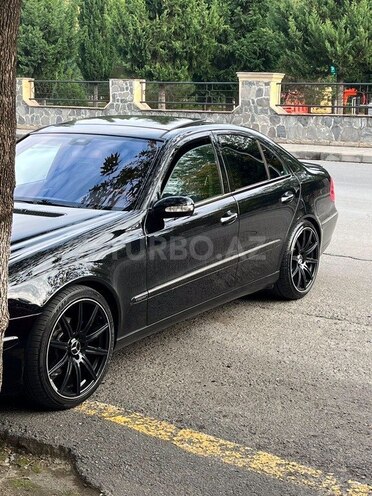 Mercedes E 240-6