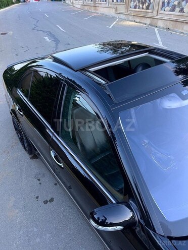 Mercedes E 240-10