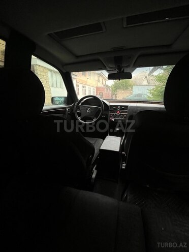 Mercedes C 240-3
