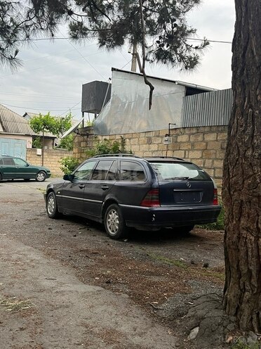 Mercedes C 240-8