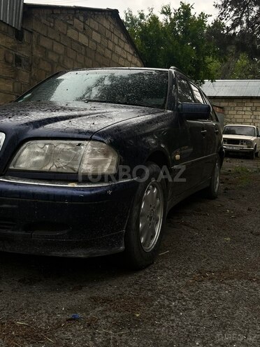 Mercedes C 240-12