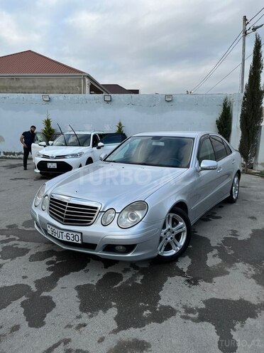 Mercedes E 220-3