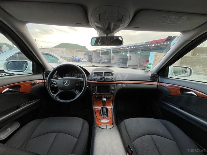 Mercedes E 220-8