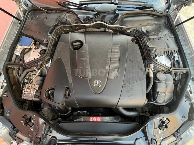 Mercedes E 220-9