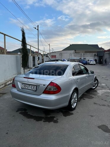 Mercedes E 220-4