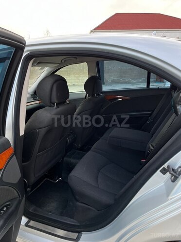 Mercedes E 220-7