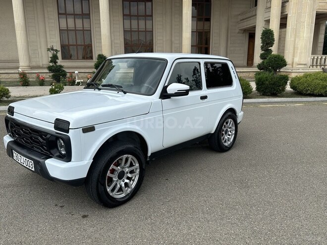 LADA (VAZ) Niva-7
