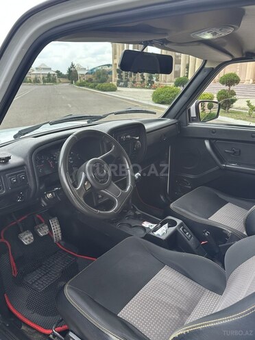 LADA (VAZ) Niva-10