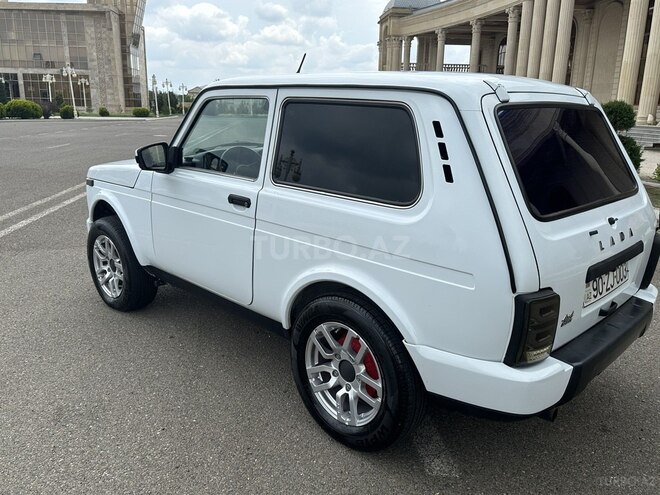 LADA (VAZ) Niva-6