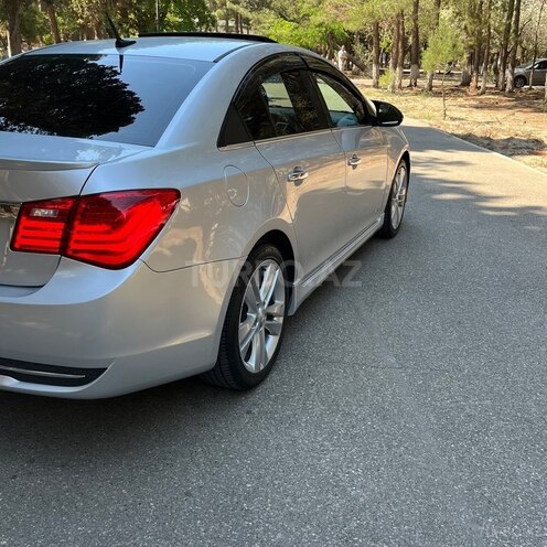Chevrolet Cruze-10