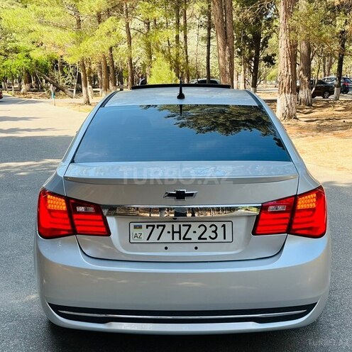 Chevrolet Cruze-14