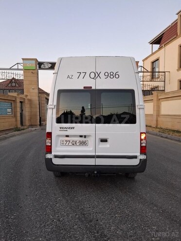 Ford Transit-2