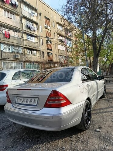 Mercedes C 200-5