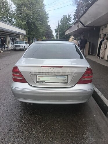 Mercedes C 200-4