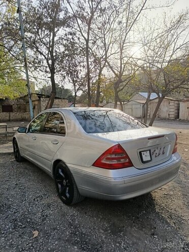 Mercedes C 200-3