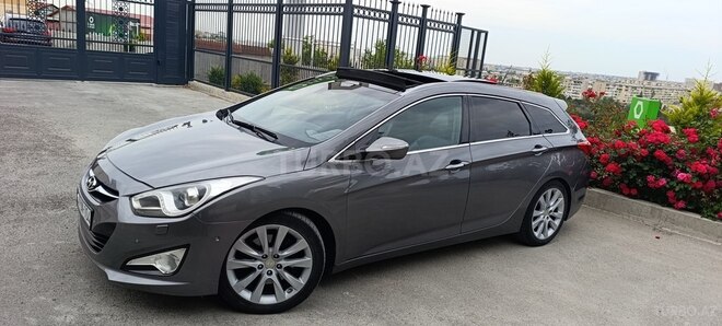 Hyundai i40-4