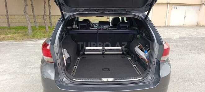 Hyundai i40-11