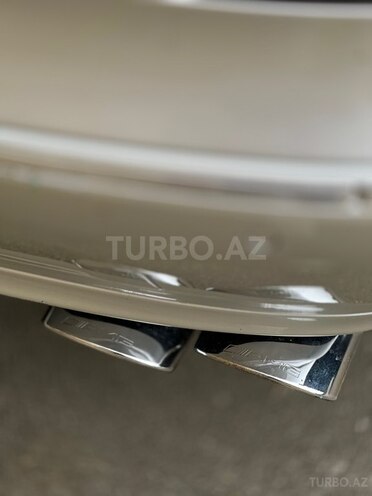 Mercedes E 280-5