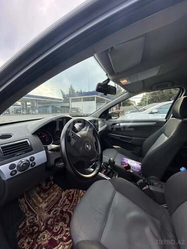 Opel Astra-7